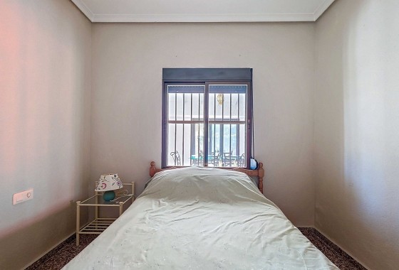 Herverkoop - Landhuis -
La Solana