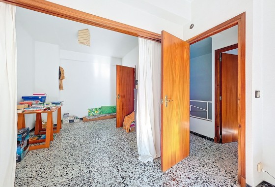 Sprzedaż -  -
Pinoso