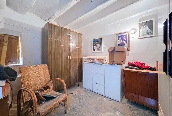 Herverkoop - Herenhuis -
Torre Del Rico