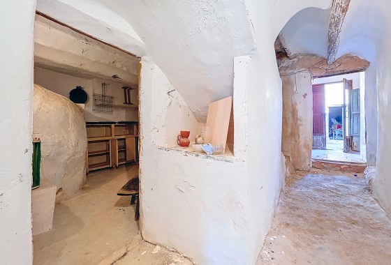 Herverkoop - Herenhuis -
Torre Del Rico