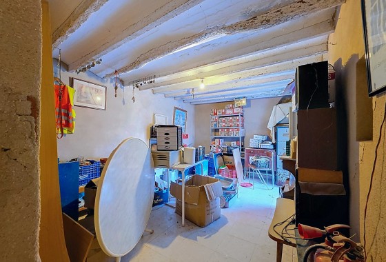 Herverkoop - Herenhuis -
Torre Del Rico