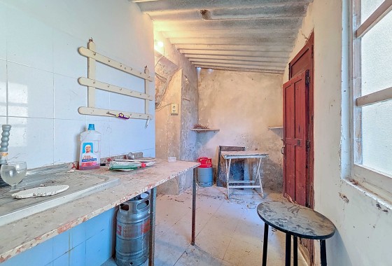 Herverkoop - Herenhuis -
Torre Del Rico