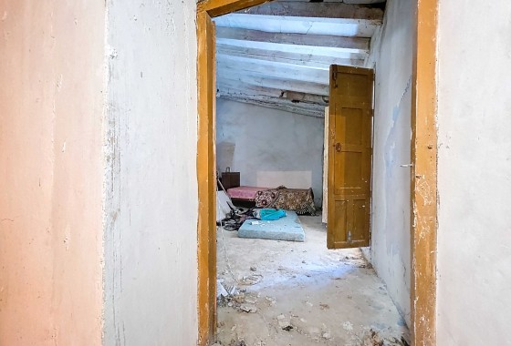 Herverkoop - Herenhuis -
Torre Del Rico