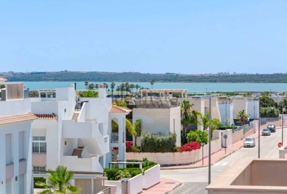 Herverkoop - Vrijstaande Villa -
Ciudad Quesada - Rojales - Pueblo Bravo