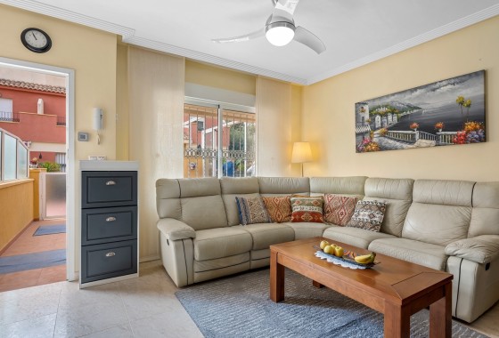 Resale - Stadthaus -
Orihuela Costa - Villamartín