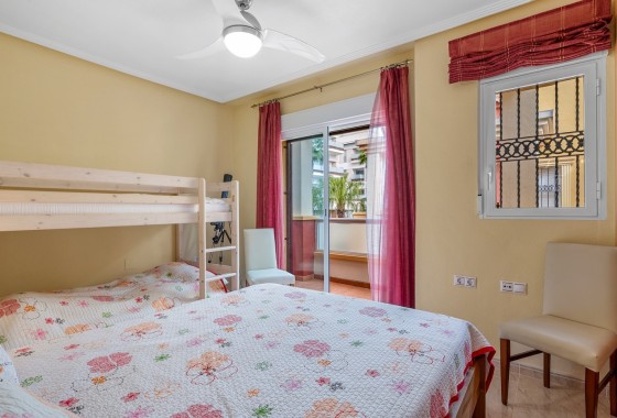 Resale - Stadthaus -
Orihuela Costa - Villamartín