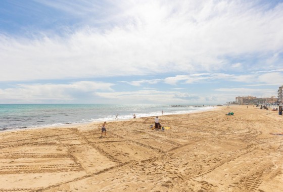 Sale - Apartment Flat -
Torrevieja - Playa de los Locos