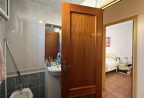 Revente - Appartement -
Torrevieja - Estacion de autobuses