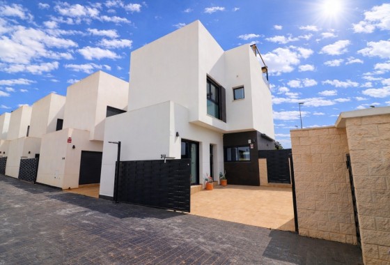 Herverkoop - Vrijstaande Villa -
Benijofar - Benijofar - Village