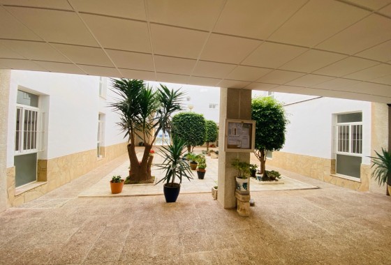 Herverkoop - Apartement Flat -
Torrevieja - Torreblanca