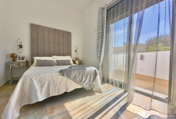 Herverkoop - Vrijstaande Villa -
Pilar de la Horadada - Torre de la Horadada