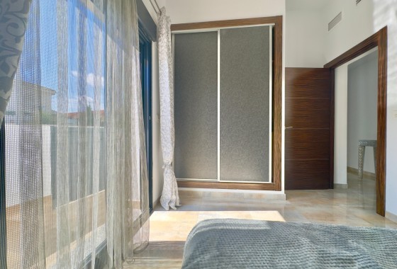 Herverkoop - Vrijstaande Villa -
Pilar de la Horadada - Torre de la Horadada