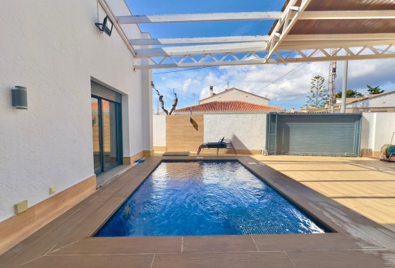 Herverkoop - Vrijstaande Villa -
Pilar de la Horadada - Torre de la Horadada