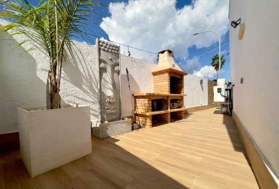 Herverkoop - Vrijstaande Villa -
Pilar de la Horadada - Torre de la Horadada