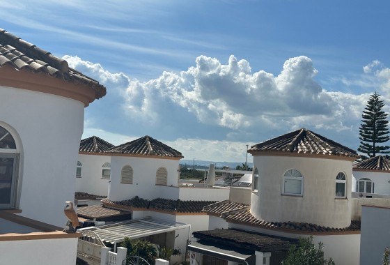 Sprzedaż - Willa wolnostojąca -
Guardamar del Segura - El Raso