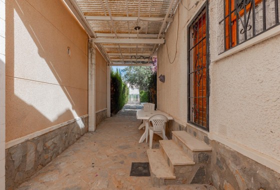 Resale - Freistehende Villa -
Torrevieja - El chaparral