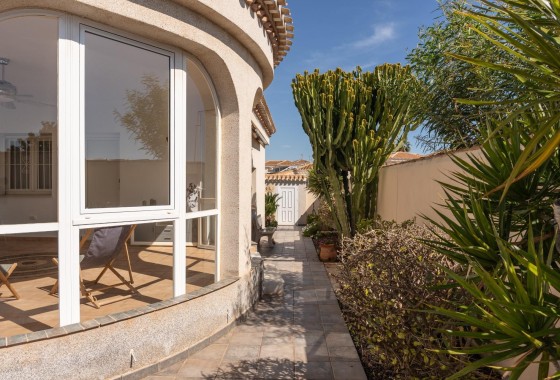 Resale - Freistehende Villa -
Orihuela Costa - Playa Flamenca