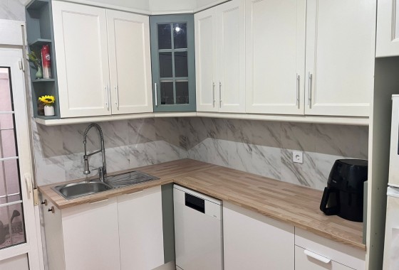 Revente - Villa mitoyenne -
Orihuela Costa - Entre golf