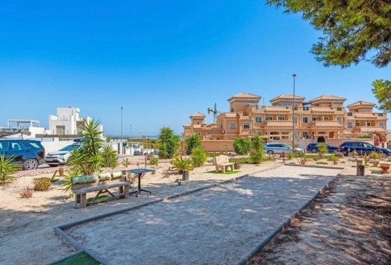 Revente - Villa mitoyenne -
Orihuela Costa - Entre golf