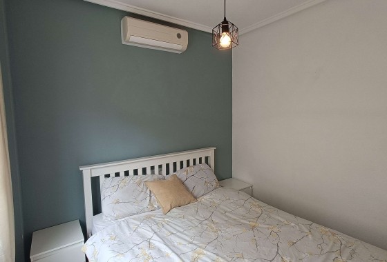 Revente - Villa Individuelle -
Rojales