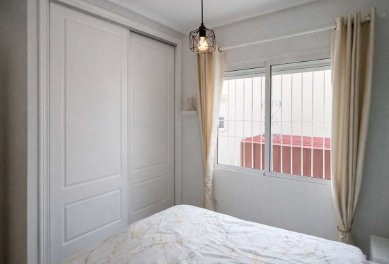 Revente - Villa Individuelle -
Rojales