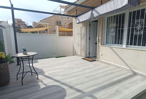 Revente - Villa Individuelle -
Rojales