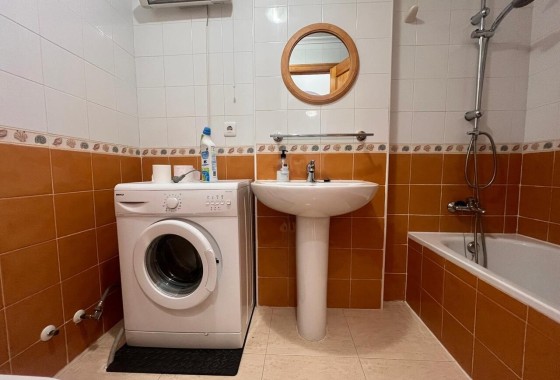 Wiederverkauf - Wohnung / Apartment -
Algorfa