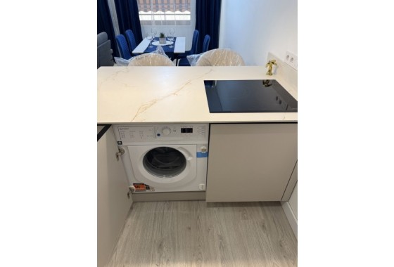 Venta - Apartamento / Piso -
Torrevieja