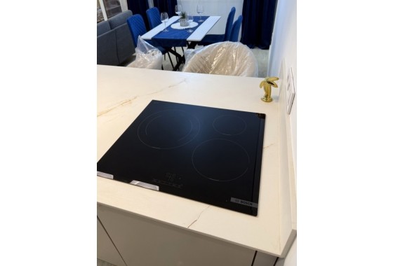 Venta - Apartamento / Piso -
Torrevieja