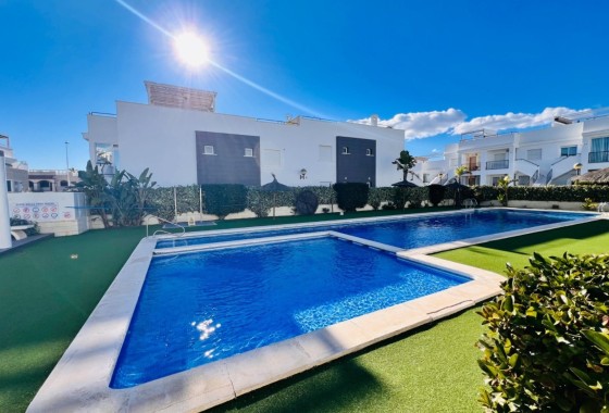 Sprzedaż - Apartament mieszkanie -
Torrevieja - Aguas Nuevas