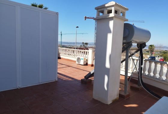 Sprzedaż - Apartament mieszkanie -
Torrevieja - Aguas Nuevas