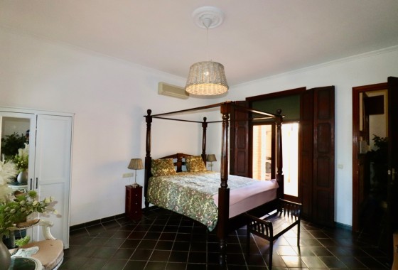 Resale - Finca Landgut -
Rojales - Heredades