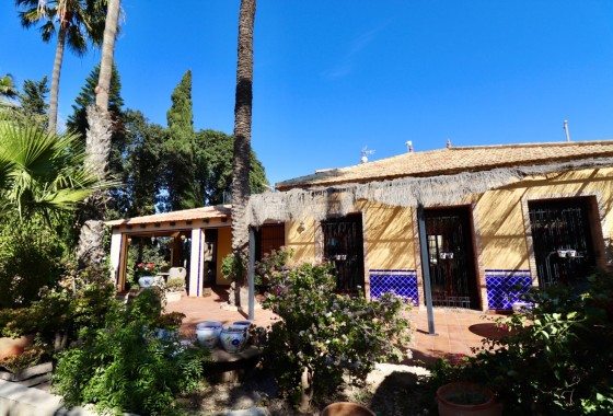 Resale - Finca Landgut -
Rojales - Heredades