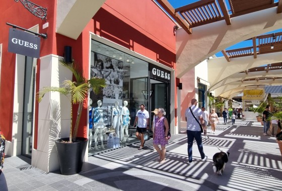 Sprzedaż - Apartament / Mieszkanie -
Playa Flamenca