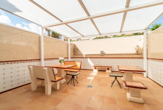 Venta - Casa de pueblo -
Orihuela Costa - Villamartin