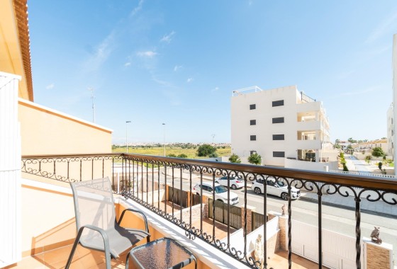 Venta - Casa de pueblo -
Orihuela Costa - Villamartin