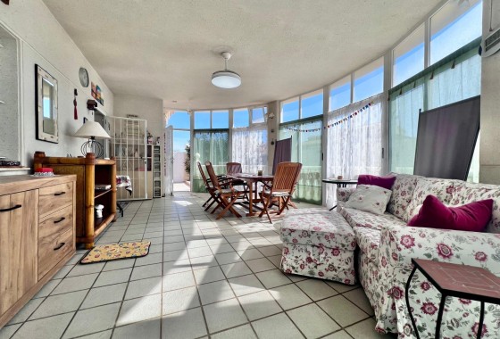 Herverkoop - Vrijstaande Villa -
Orihuela Costa - La Zenia