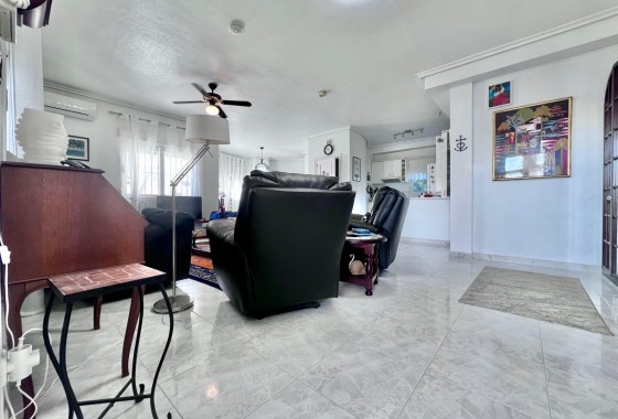 Herverkoop - Vrijstaande Villa -
Orihuela Costa - La Zenia