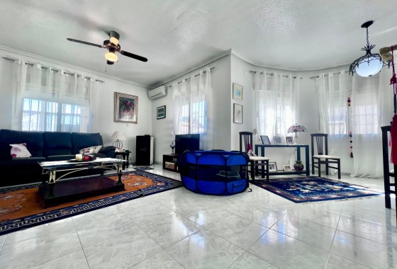 Herverkoop - Vrijstaande Villa -
Orihuela Costa - La Zenia