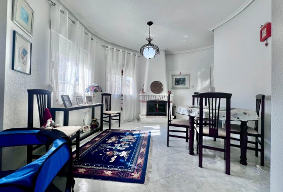 Herverkoop - Vrijstaande Villa -
Orihuela Costa - La Zenia