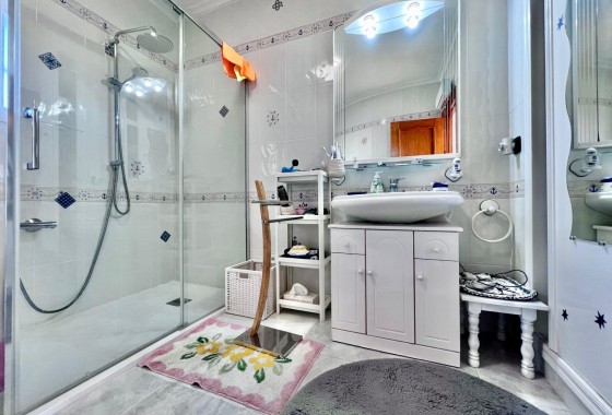 Herverkoop - Vrijstaande Villa -
Orihuela Costa - La Zenia