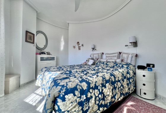 Herverkoop - Vrijstaande Villa -
Orihuela Costa - La Zenia