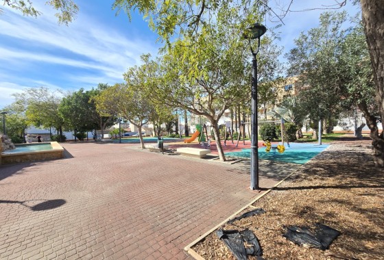 Sprzedaż - Apartament mieszkanie -
Los Montesinos *