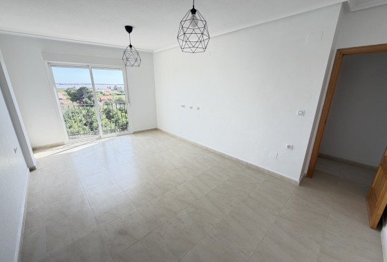 Revente - Appartement -
Los Montesinos
