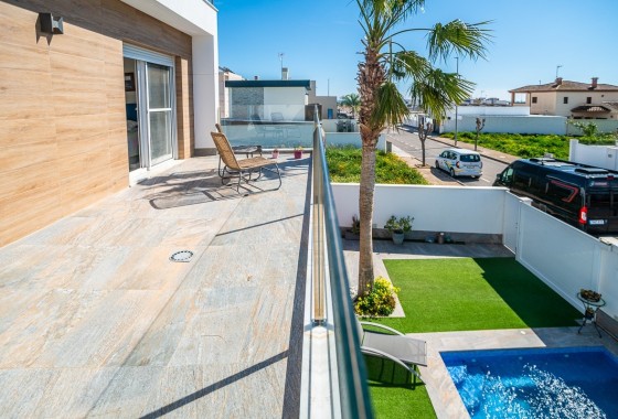 Sale - Detached Villa -
Pilar de la Horadada