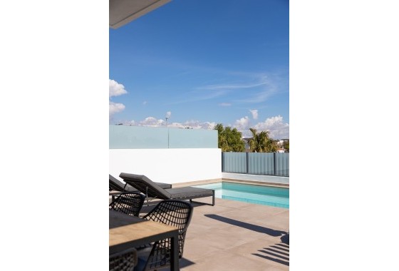 Venta - Casa de pueblo -
Dolores