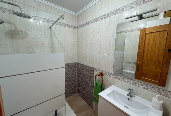 Revente - Appartement -
Torrevieja - Aguas Nuevas