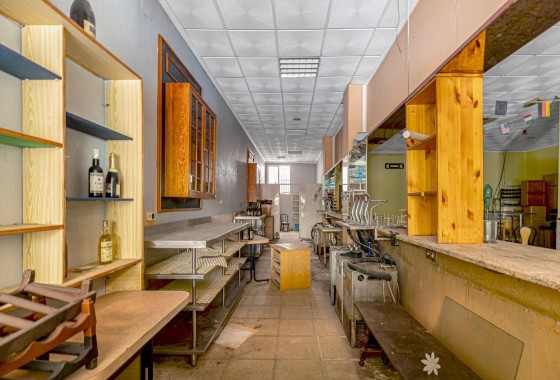 Sale - Commercial -
Torrevieja - Playa del Cura