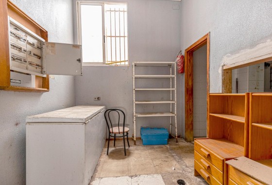 Sale - Commercial -
Torrevieja - Playa del Cura