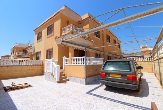 Herverkoop - Halfvrijstaande villa -
Ciudad Quesada - Rojales - Lo Marabu